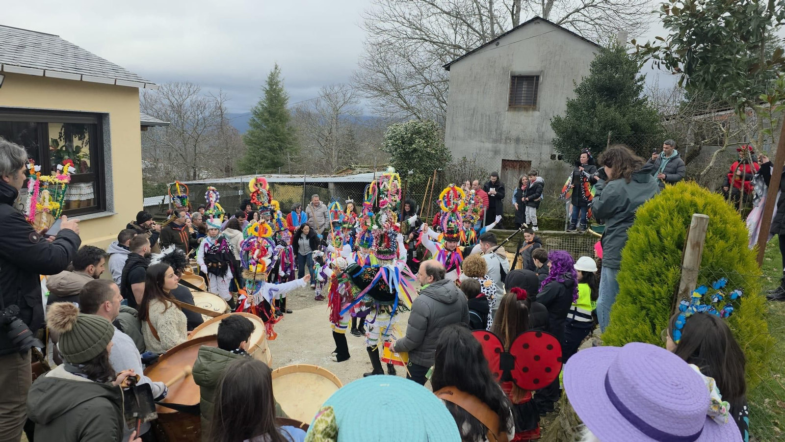 Galería | Manzaneda vive su Entroido por todo lo alto, la celebración de este domingo en fotos