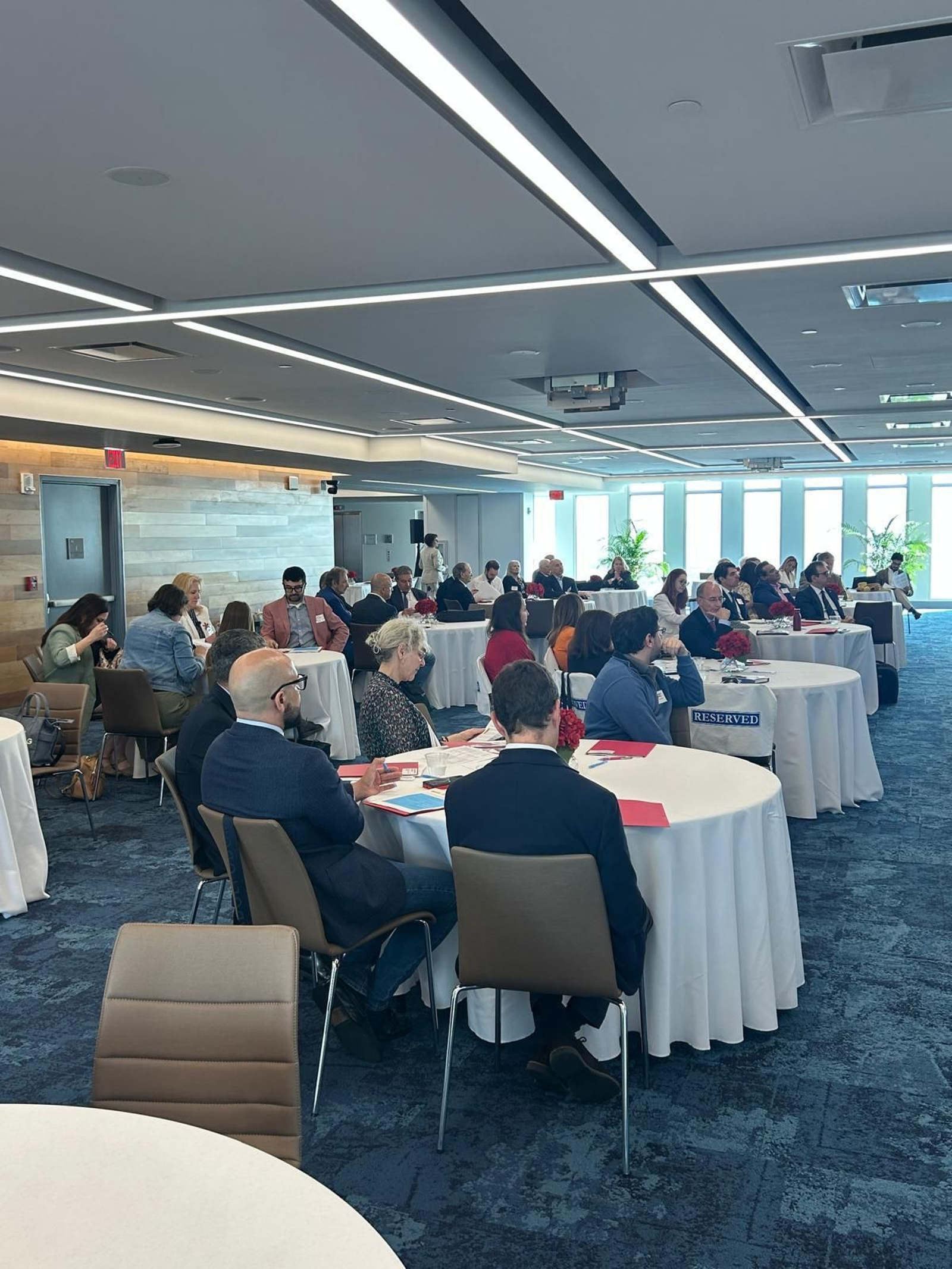 Asistentes a las sesiones