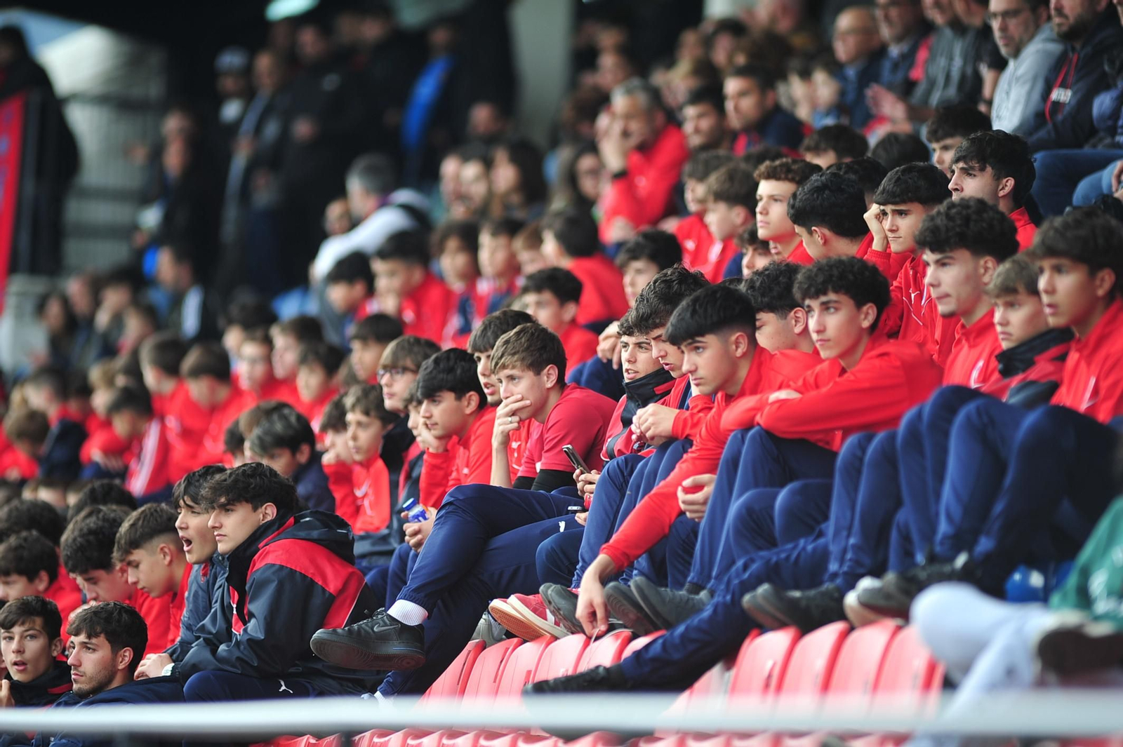 Galería | La UD Ourense gana y rompe récords