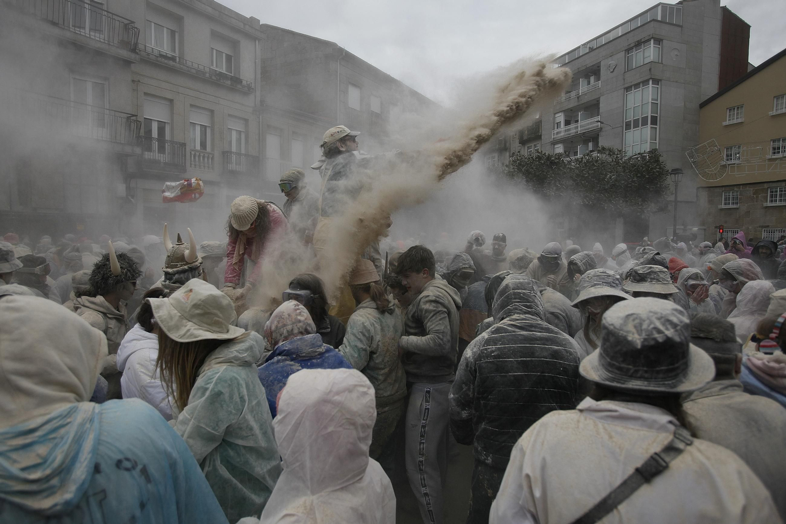 Galería | Los entroideiros conquistan Xinzo en el Domingo de Fareleiro