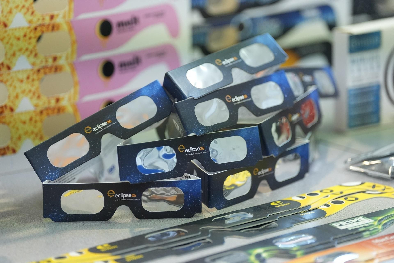 Gafas homologadas para observar eclipses.