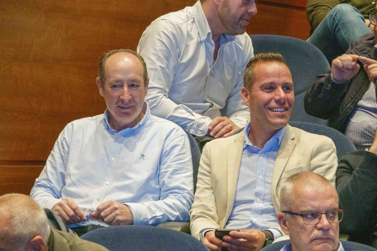 Galería | Rueda lidera el acto del PPdeG en Vigo y hace balance del mandato
