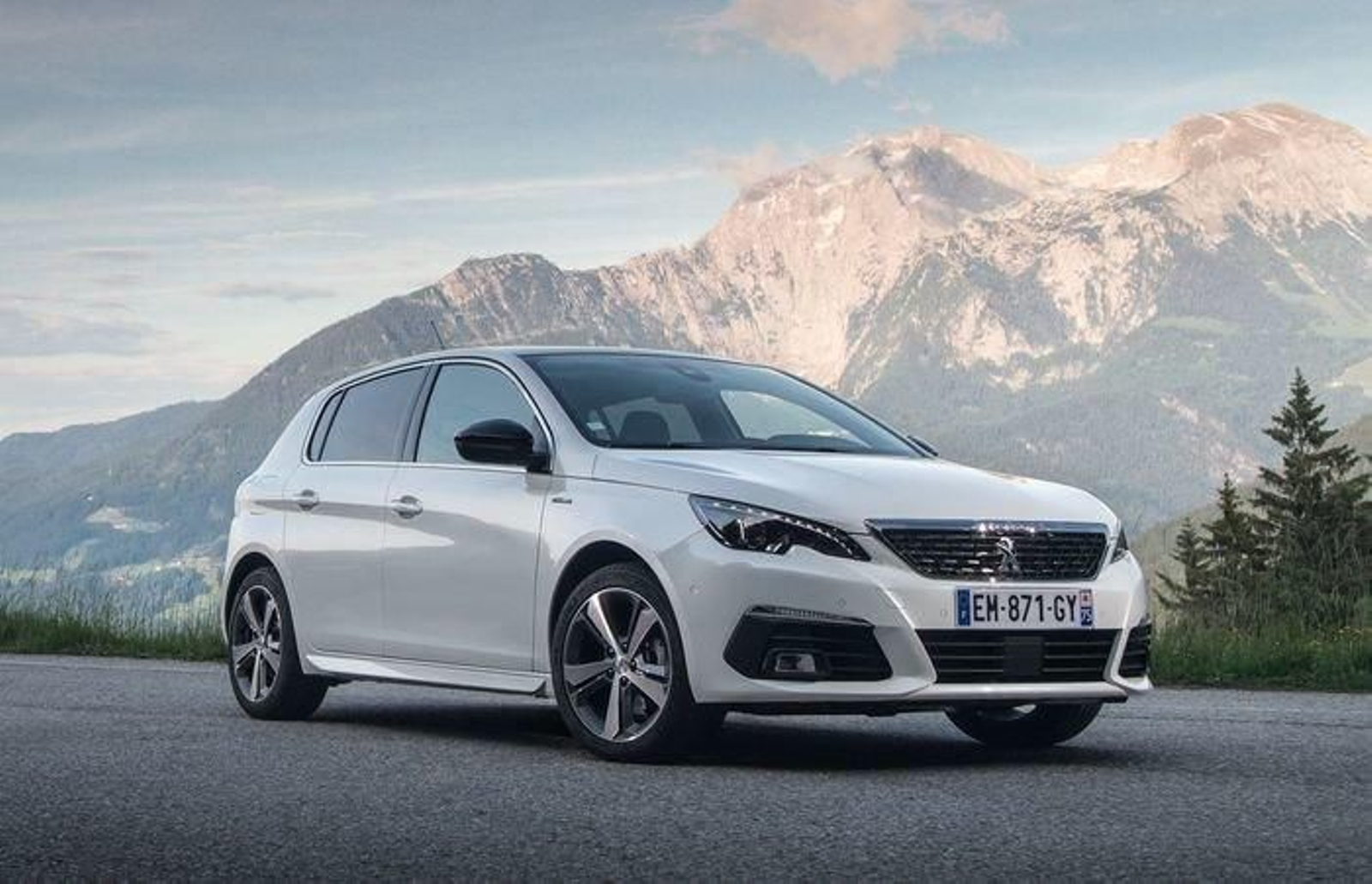 Peugeot utiliza en el hatchback 308 la recientemente estrenada plataforma del grupo EMP2