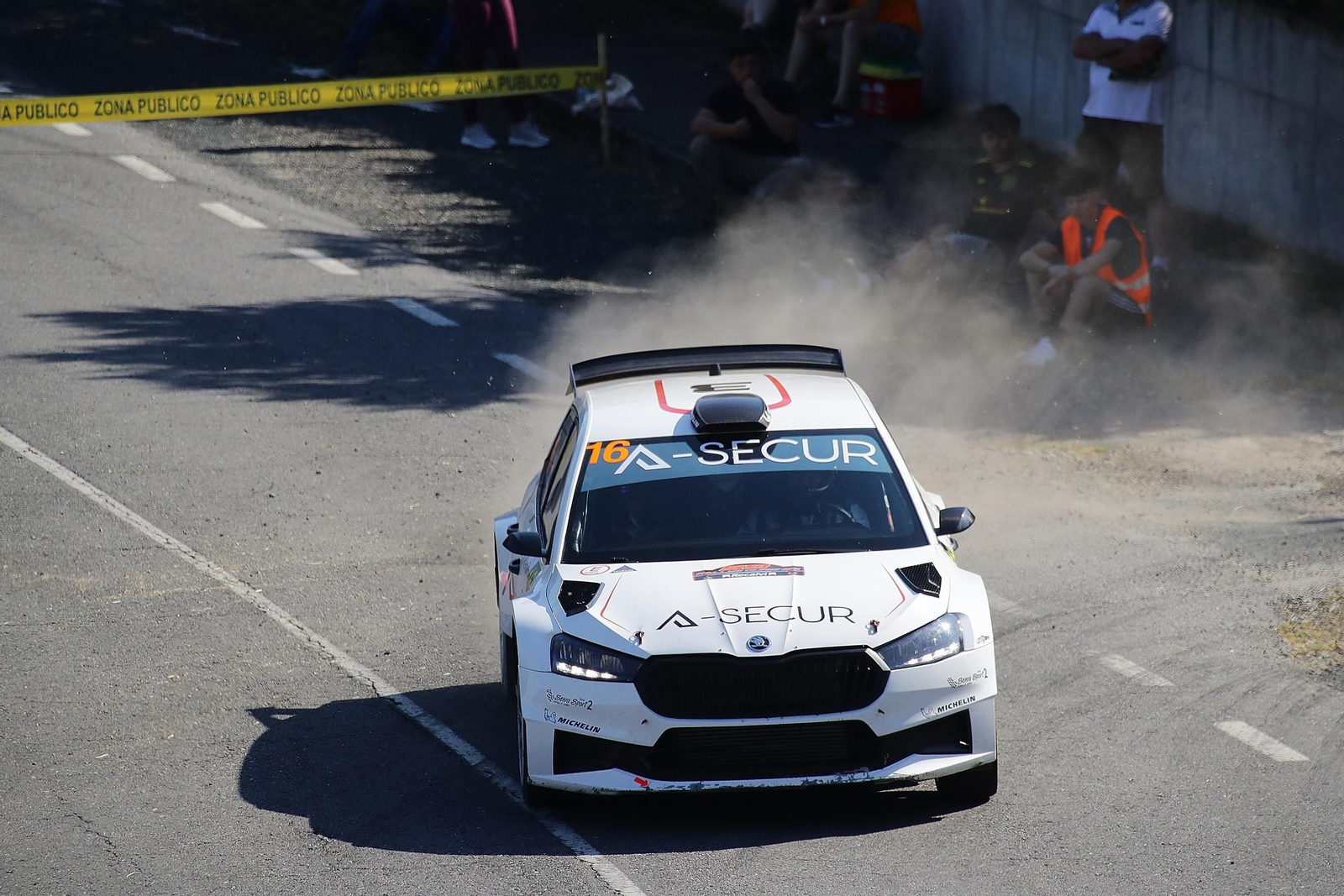 Galería | El tramo de Taboadela marca el inicio del segundo día del Rally de Ourense 2026, en fotos