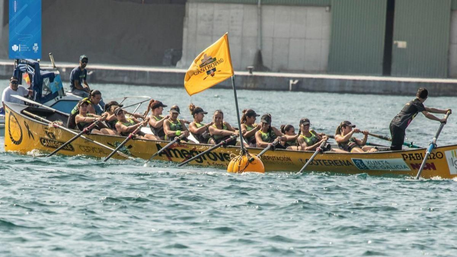 Cesantes, el año pasado junto a Amegrove, en una regata disputada en Castropol.
