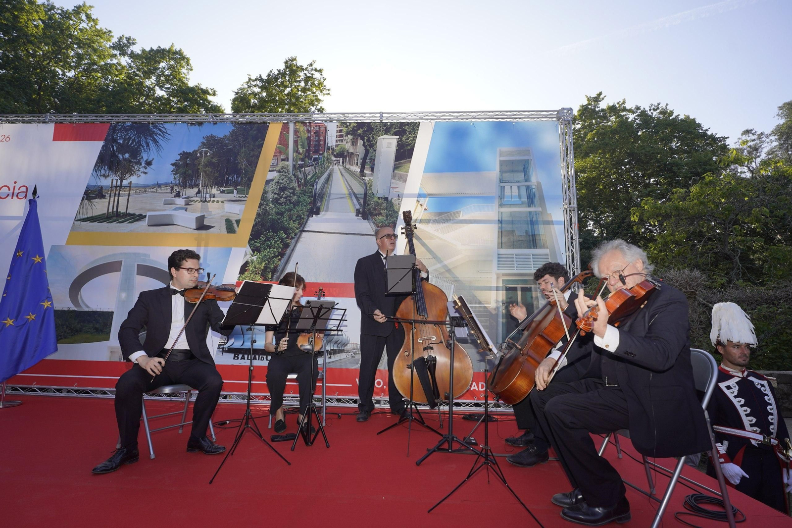 Galería | Vigo celebra o Día de Galicia cun acto en Castrelos