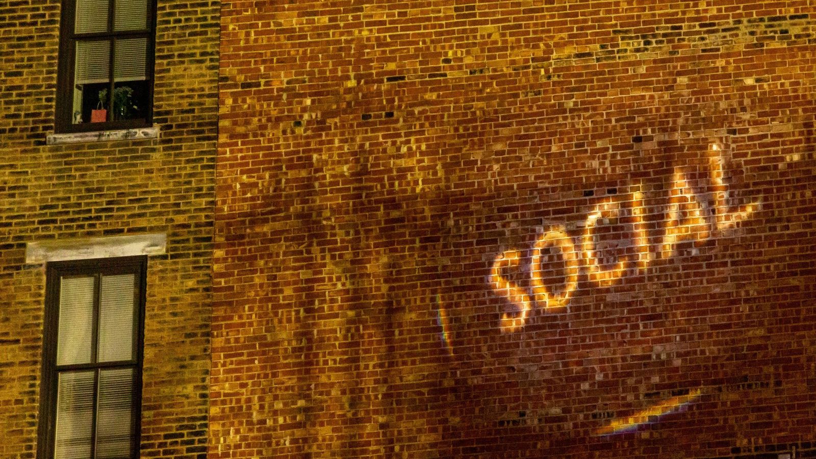 Vida social en redes a través de internet.