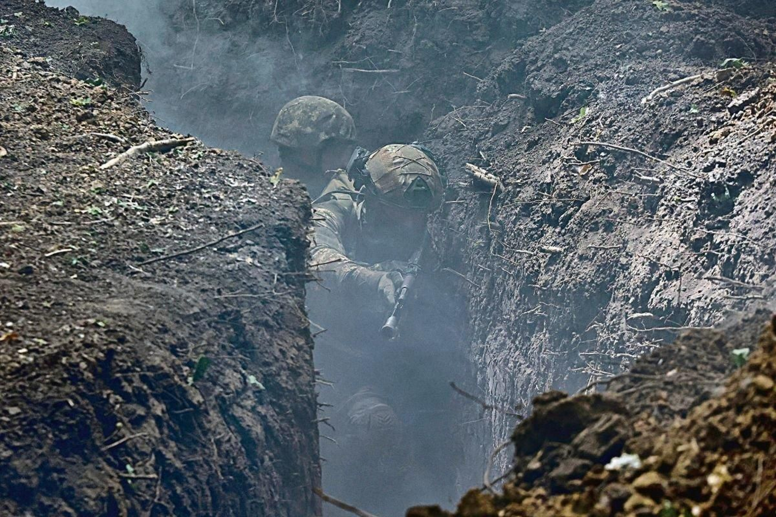 Militares ucranianos, en el frente, el mes pasado.