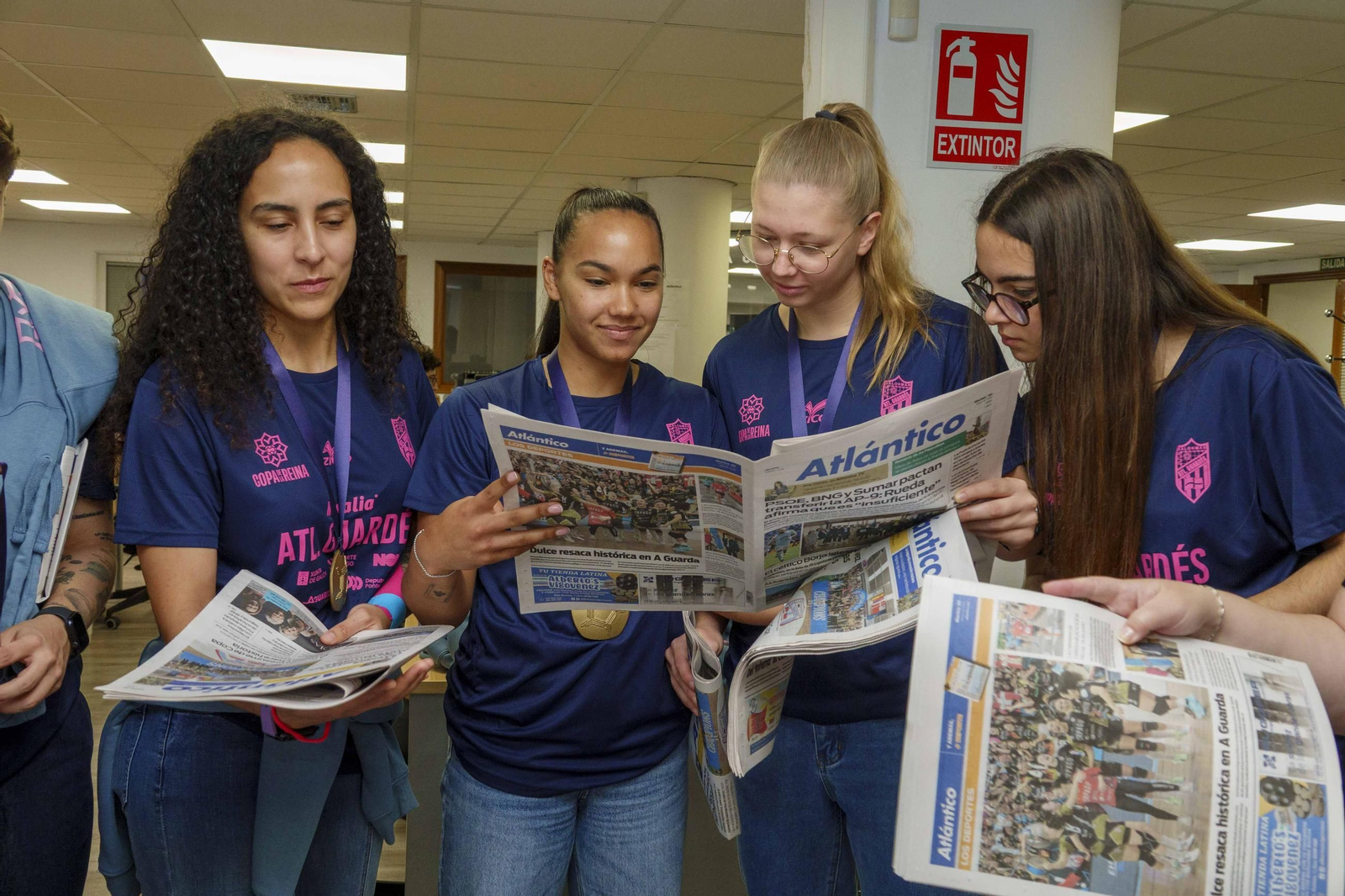 Galería | El Guardés visitó Atlántico para celebrar la Copa Europea de balonmano