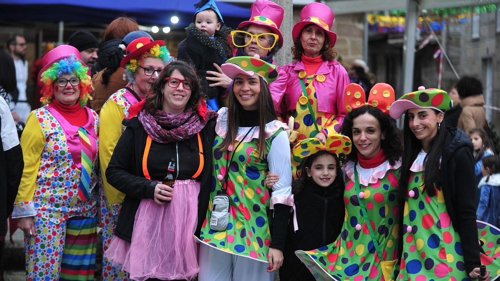 Los vecinos de Seixalbo disfrutan del Domingo Oleiro