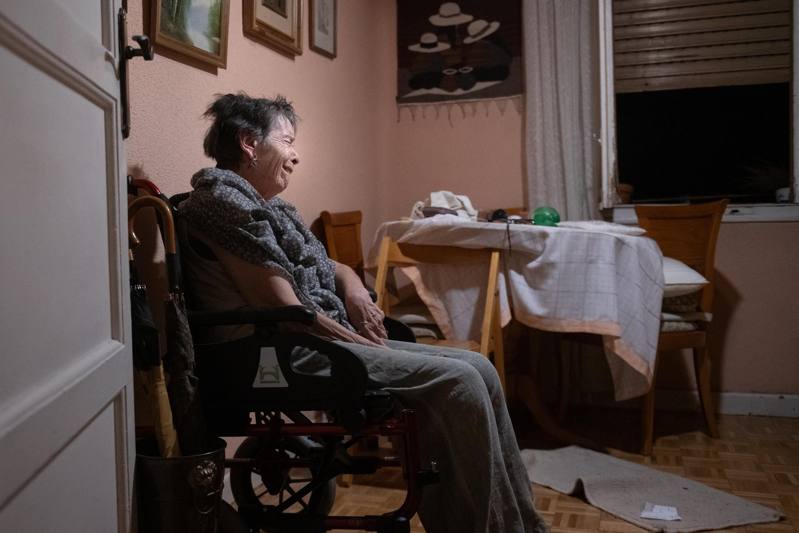 Maricarmen espera en su casa a que se ejecute o se impida el desahucio.