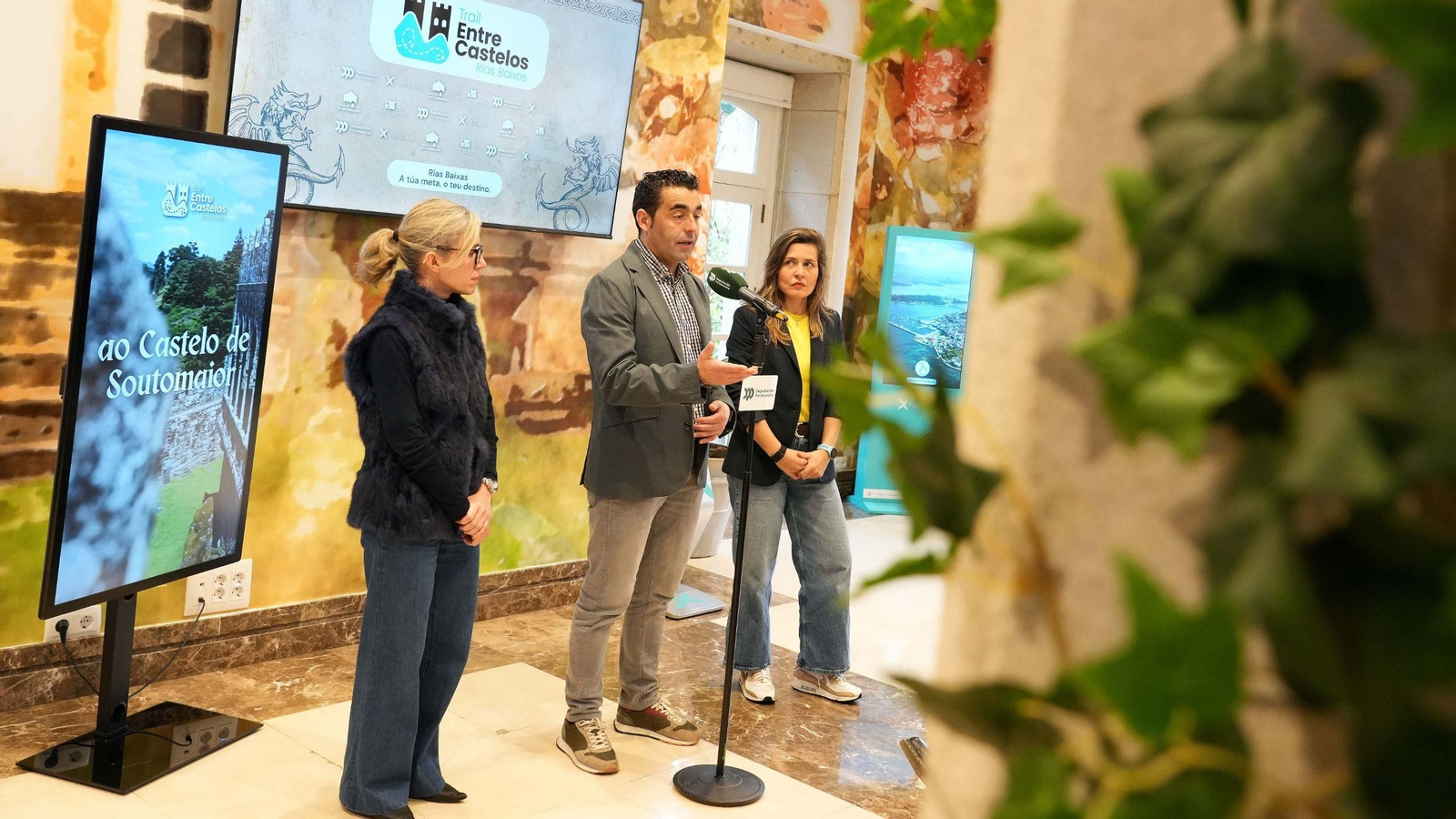 El trail “Entre Castelos” recorrerá los casi 26 kilómetros que separan Sobroso de Soutomaior.