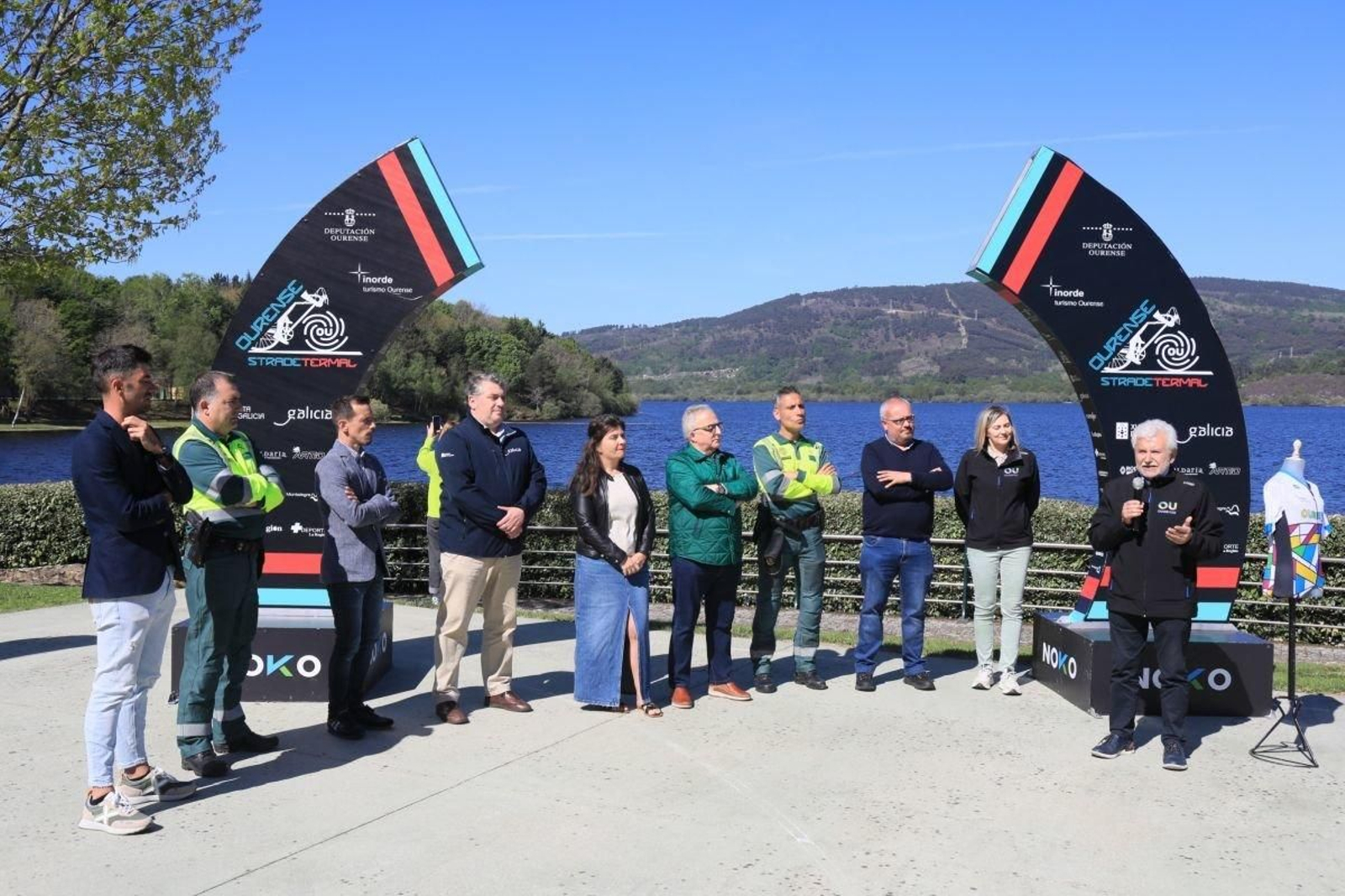 Los participantes en la presentación de la Ourense Strade Termal.