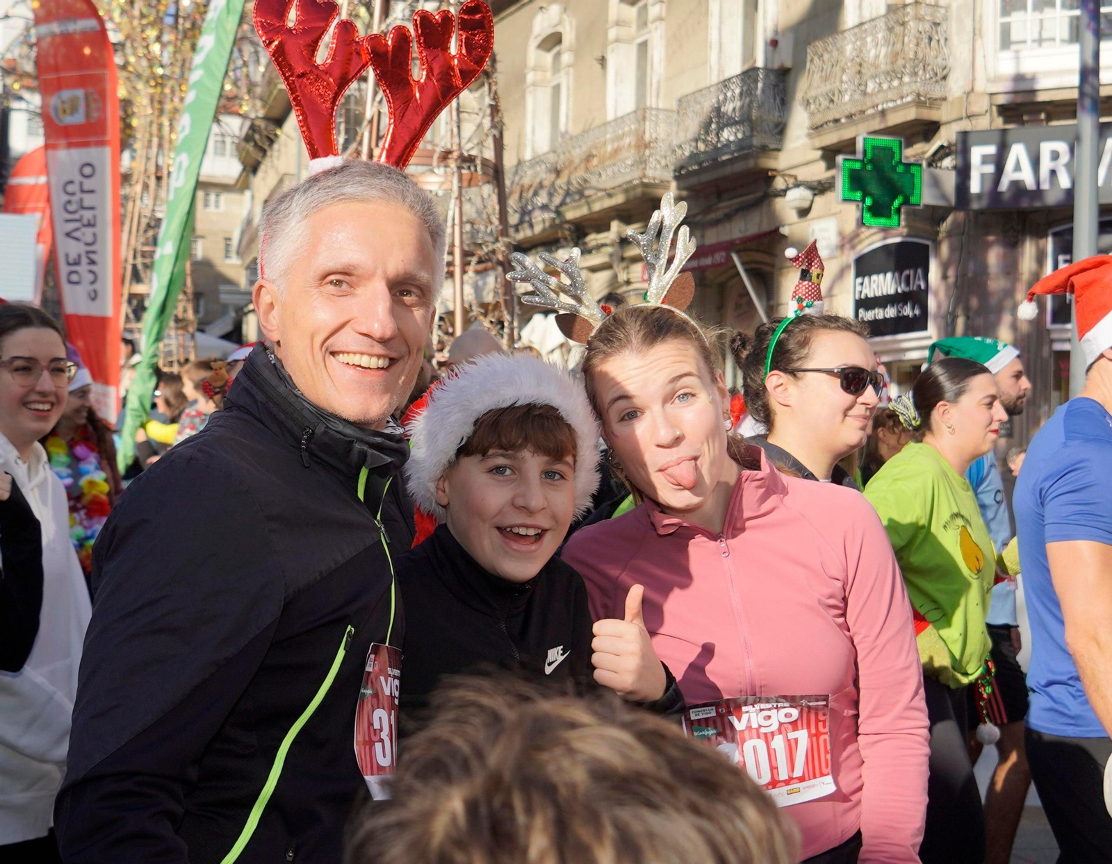 Galería | Disfraces y atletismo en la San Silvestre de Vigo 2025