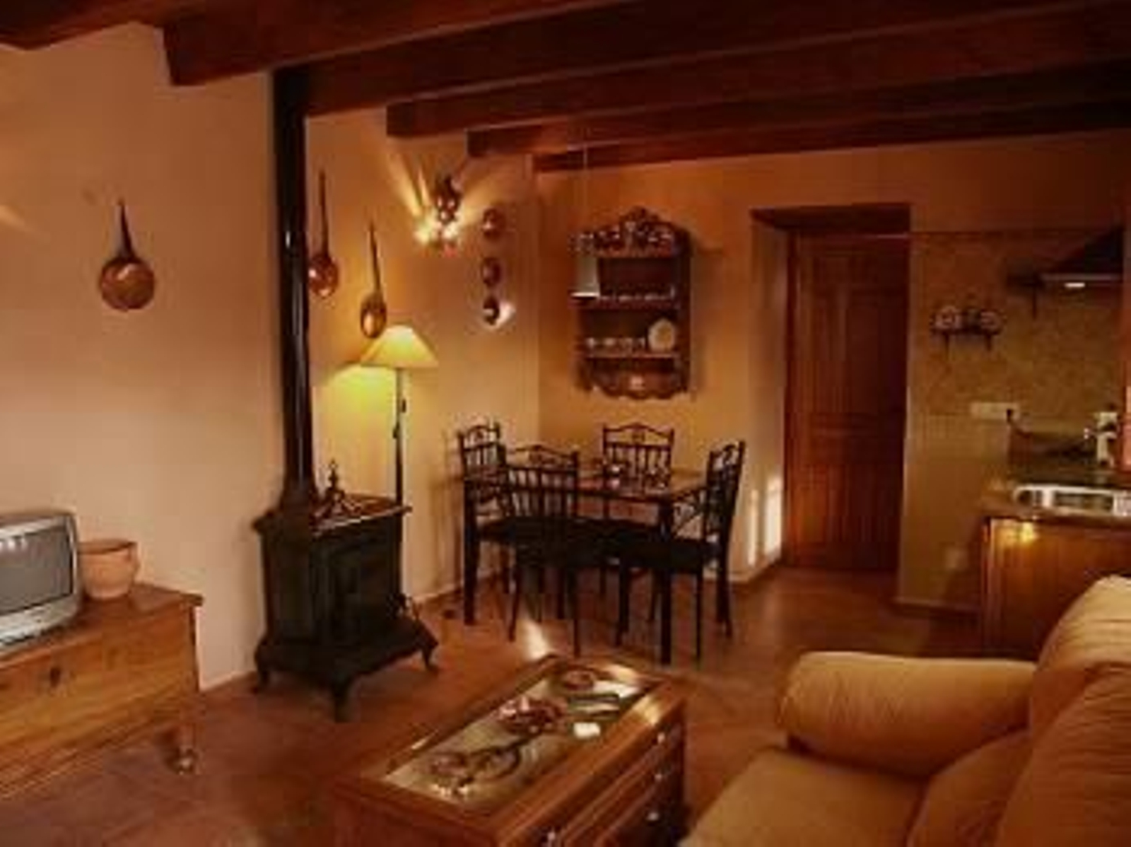 Interior de una casa rural gallega. (Foto: ARCHIVO)