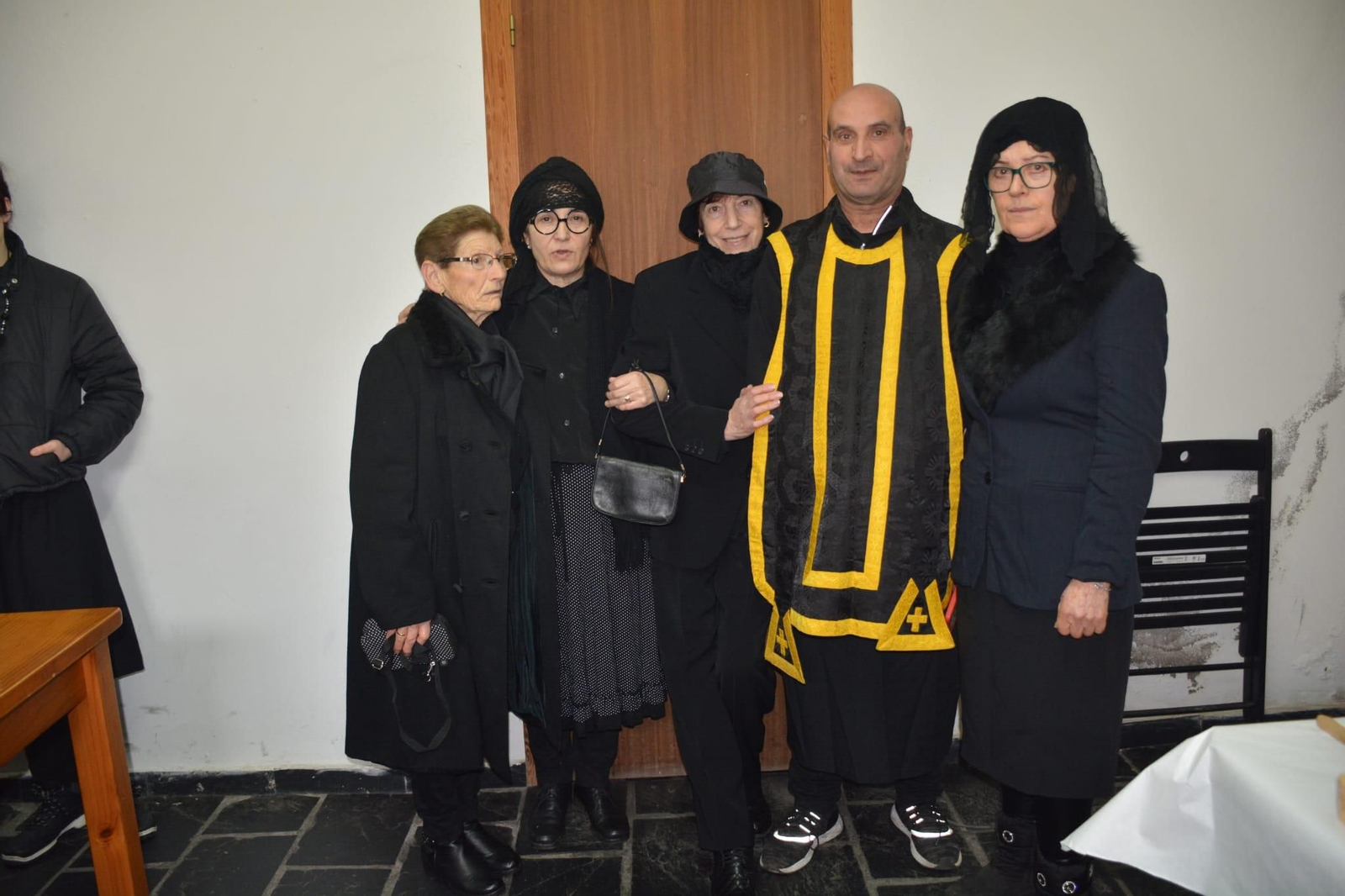 Galería | Los vecinos de San Vicente celebran el Entroido y homenajean a su localidad