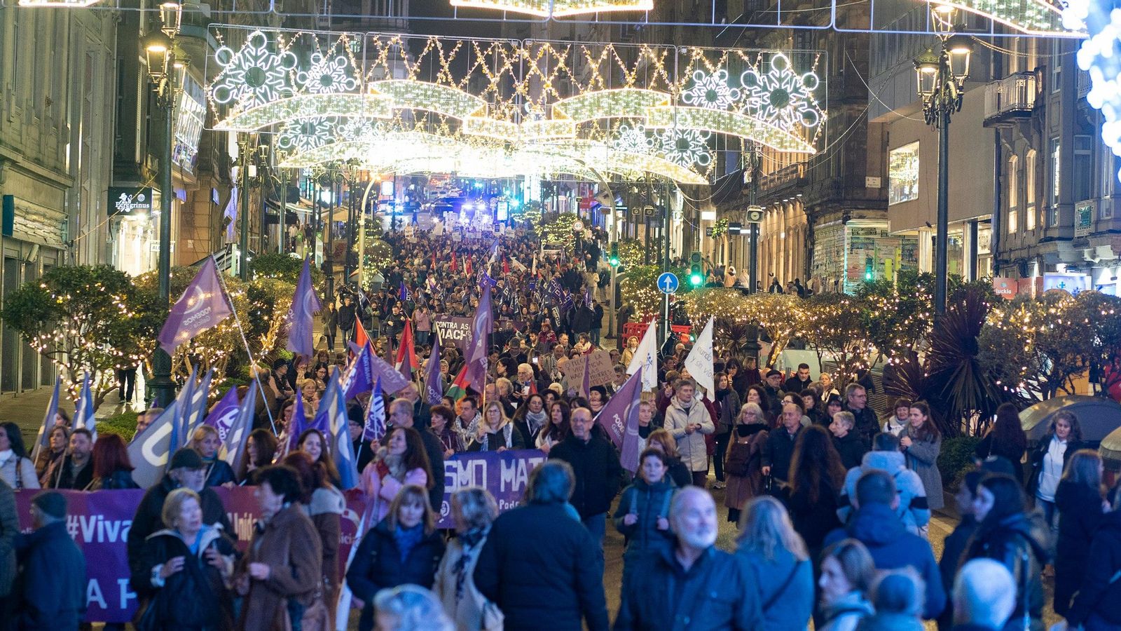 Galería | Vigo se une contra la violencia de género en el 25N