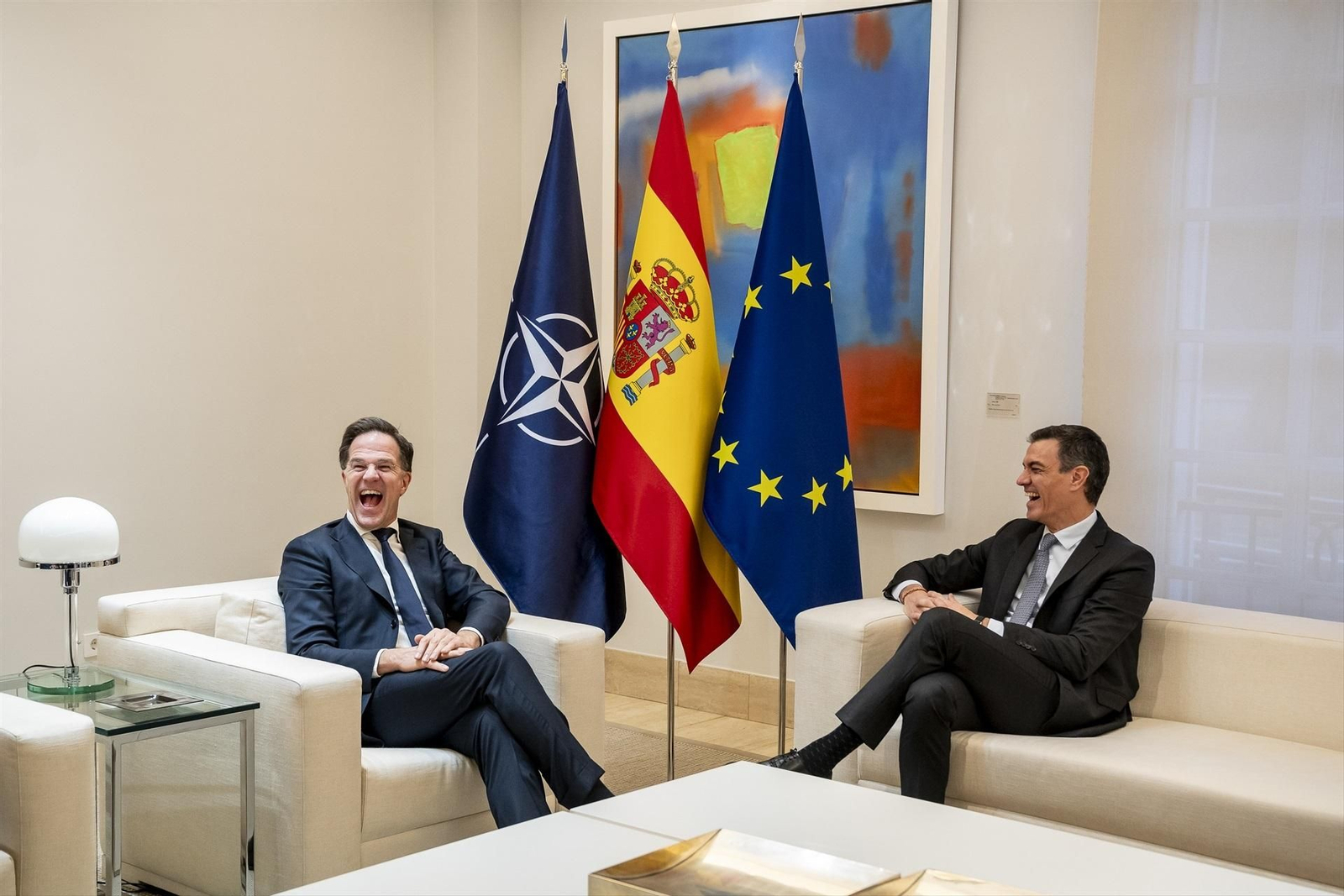 El presidente del gobierno de España, Pedro Sánchez, recibe al secretario general de la OTAN, Mark Rutte, en 2025