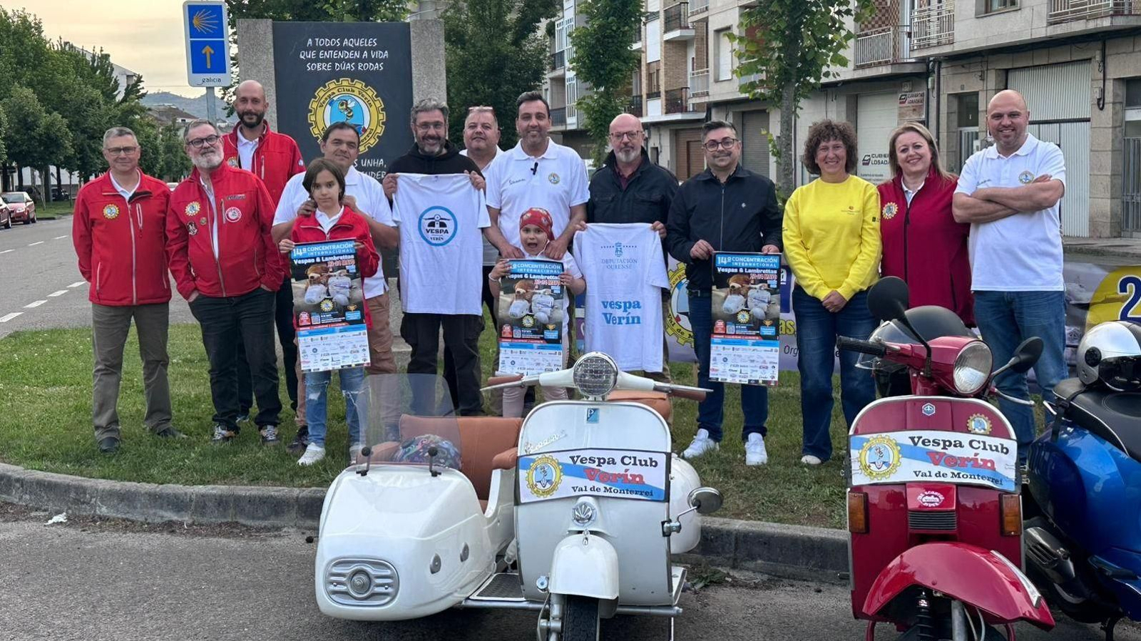 Presentación de la concentración del Vespa Club Verín.