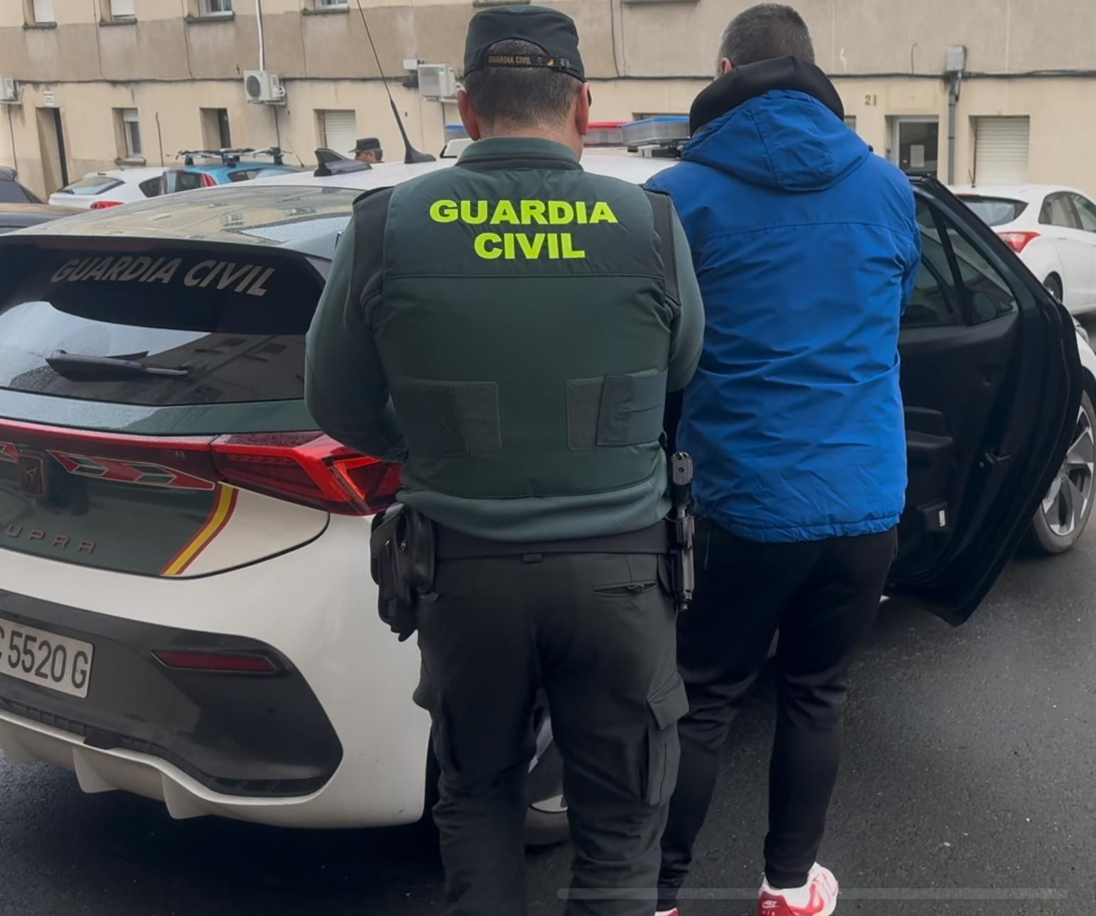 Uno de los detenidos