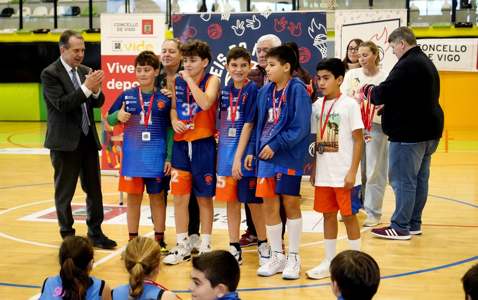 Galería | Navia celebra el Torneo de Nadal de baloncesto 3x3