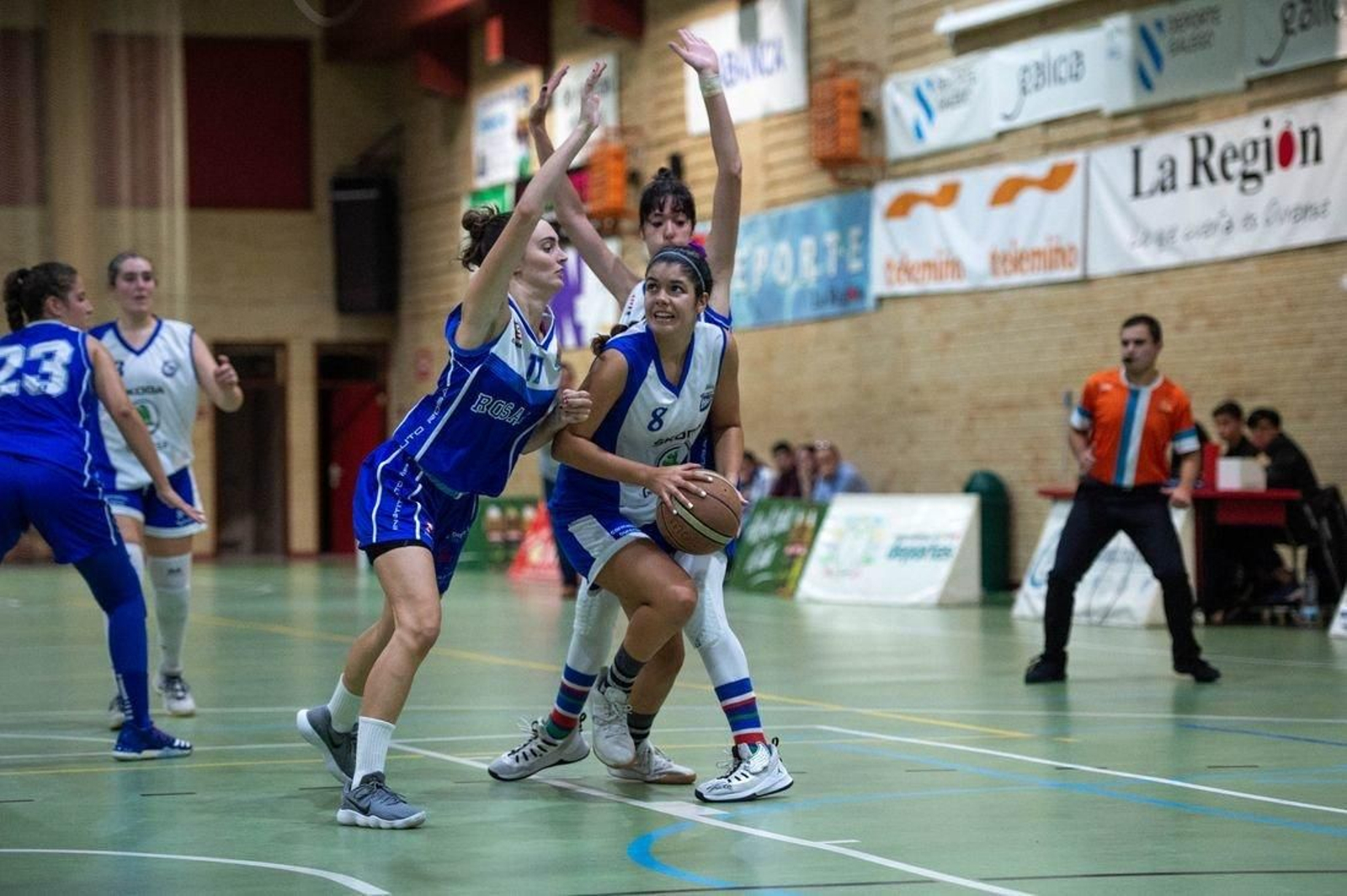Duelo entre Carmelitas y Rosalía. (Foto: Óscar Pinal)