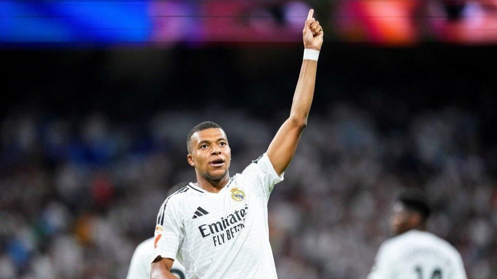 Mbappé anotó dos goles en el partido de ayer ante el Betis en el Santiago Bernabéu.