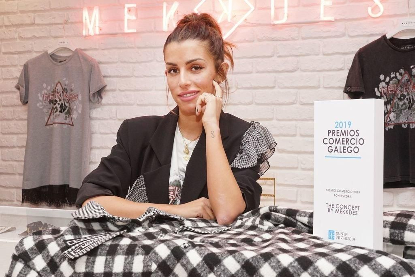 La diseñadora Patricia Ferreira, encantada con el premio, "que sea en casa es muy importante", señala.