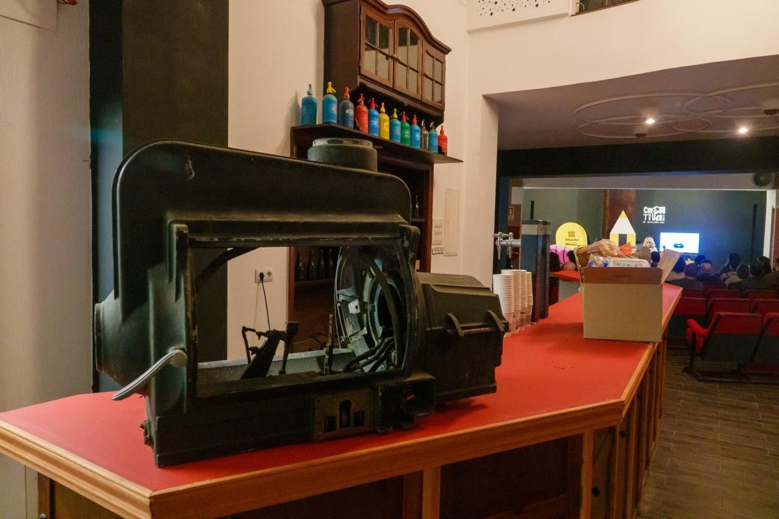 Galería | Reabre el emblemático Cine Vigo tras 20 años cerrado