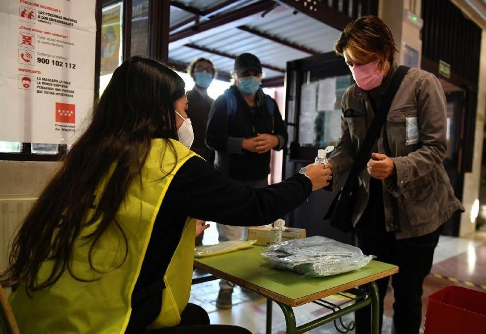 Madrid celebra unas elecciones marcadas por la pandemia 01