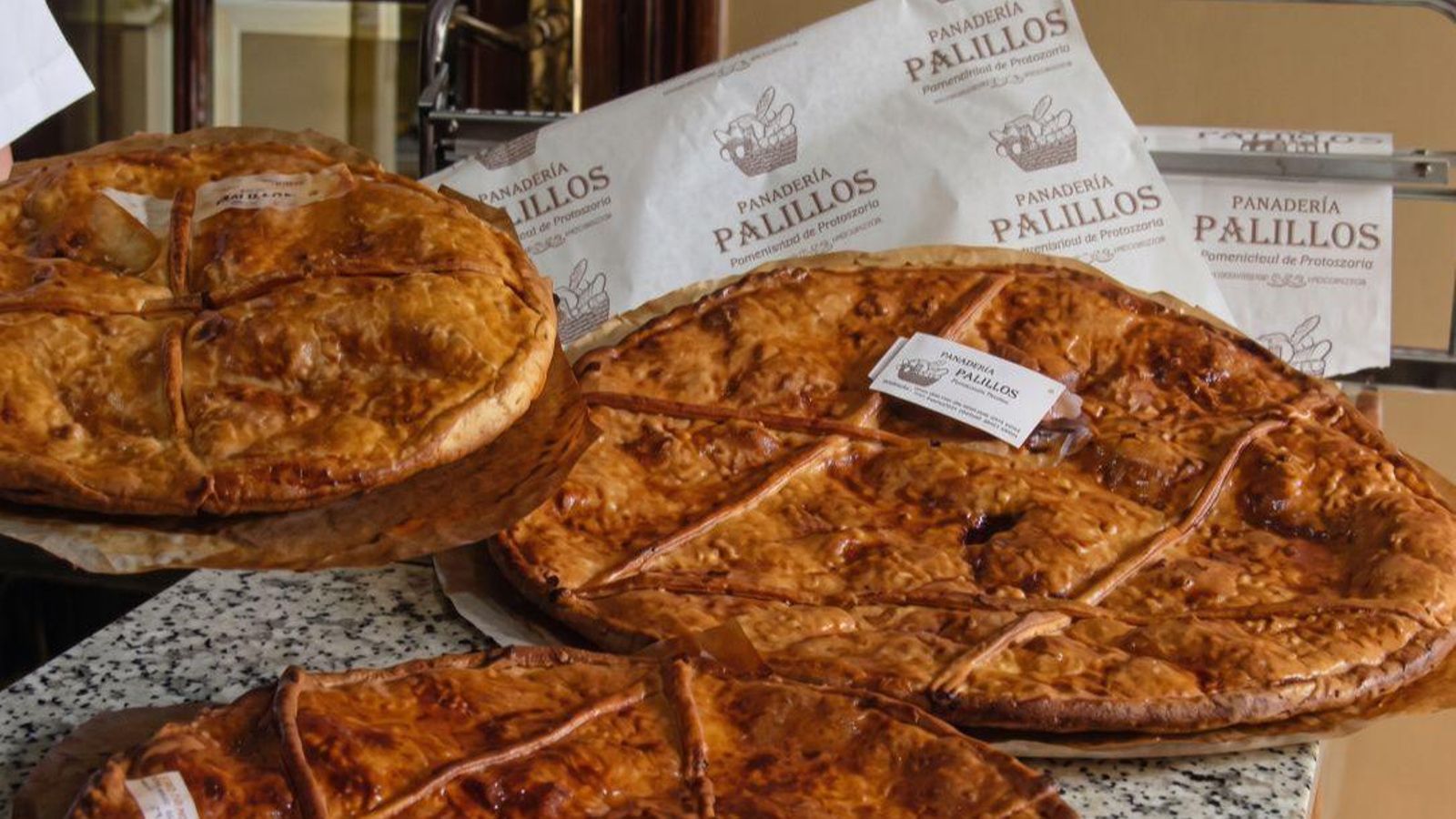 El tamaño sí importa: Palillos elabora empanadas en tamaños para familias y grandes eventos.