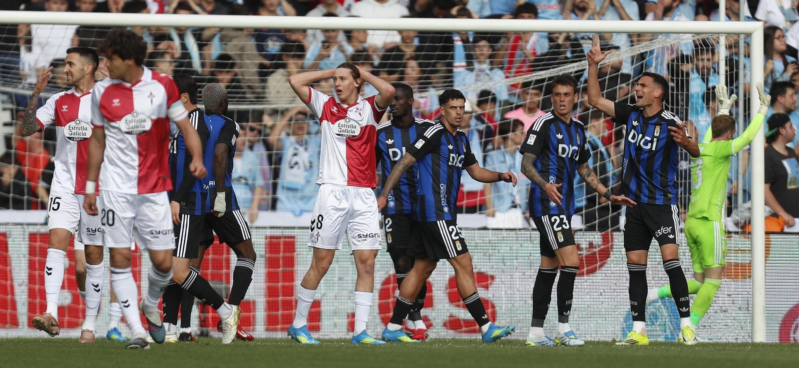 Galería | El partido entre Celta y Oviedo, en imágenes