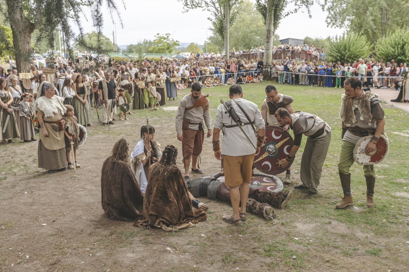 Galería | Los romanos cruzan el Lethes: Xinzo pone fin al Esquecemento, un evento con cifras récord