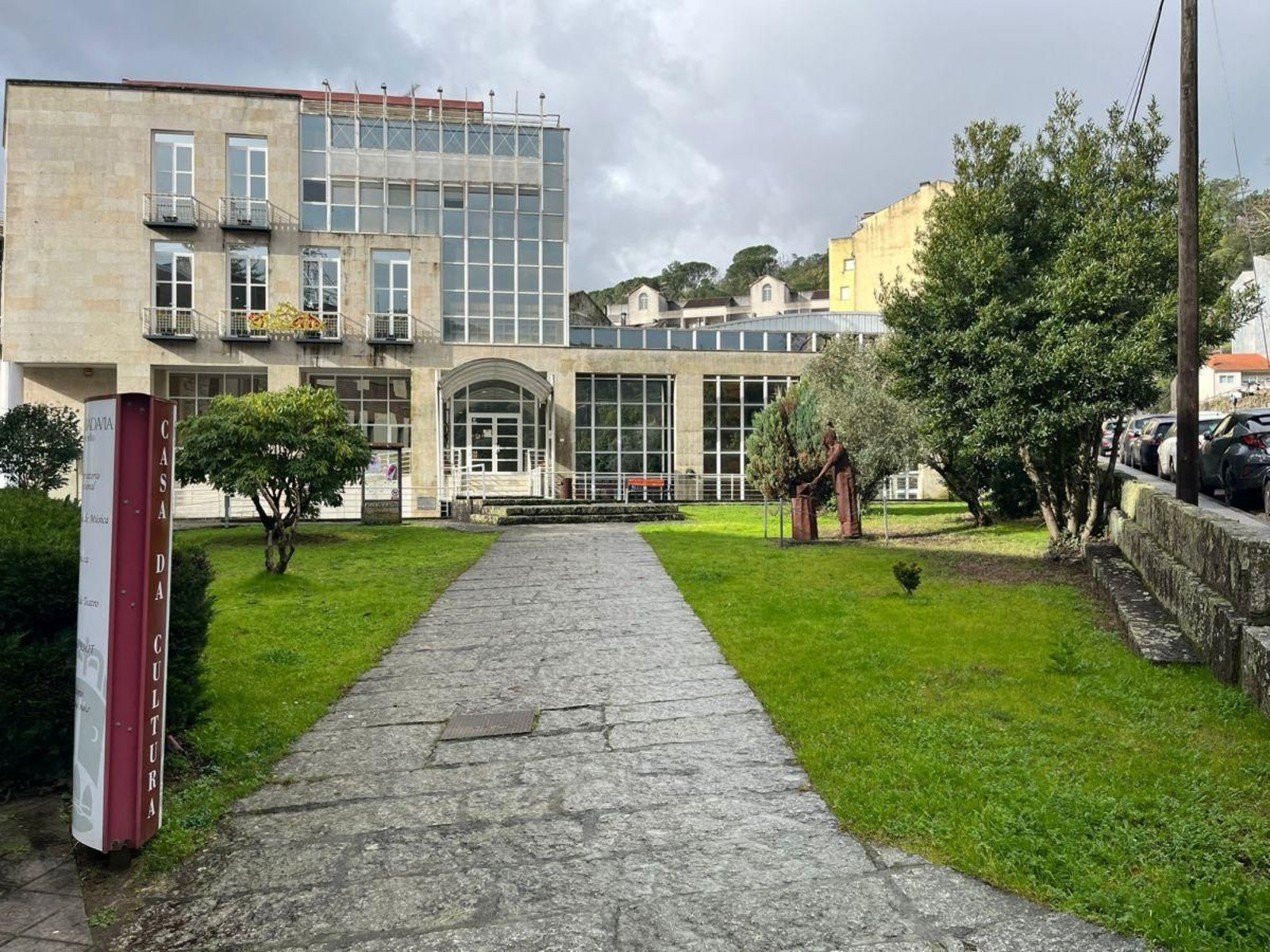 La mejora del auditorio y la biblioteca, en la Casa de la Cultura, recibirá parte de las ayudas.