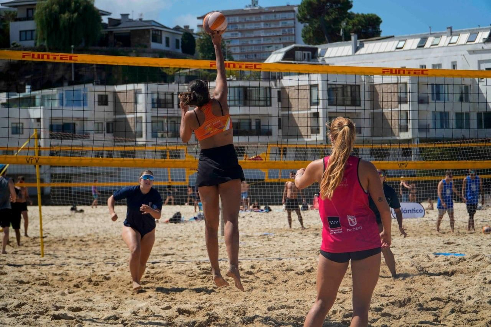 Galería | Samil despide el sexto torneo de vóley playa de Atlántico