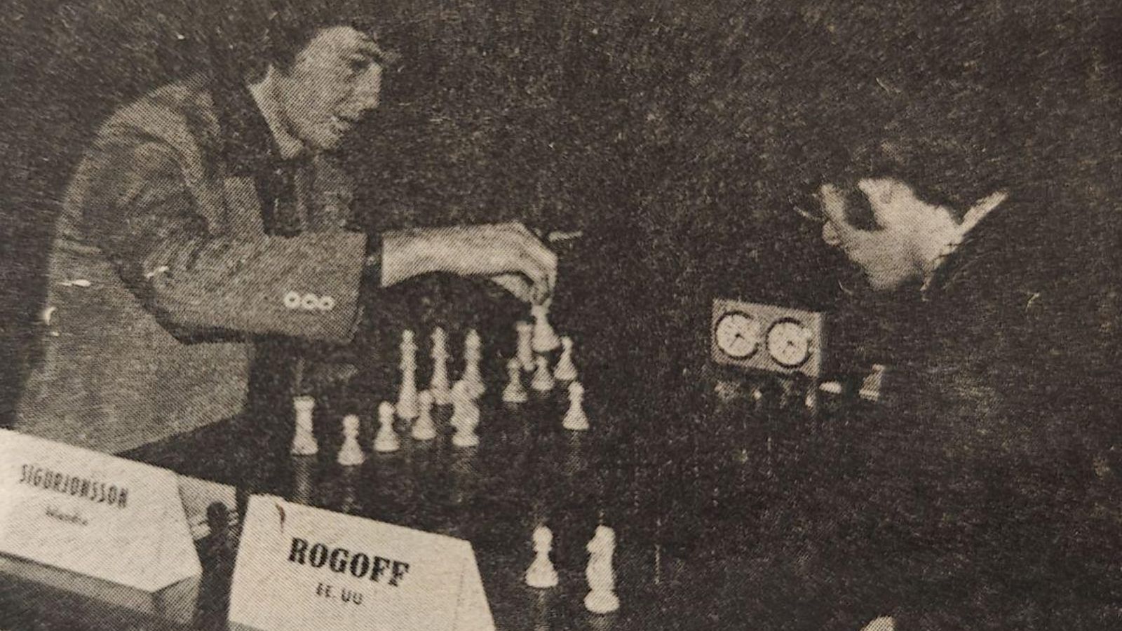 Partida entre el campeón Sigurjonsson y el subcampeón Rogoff.