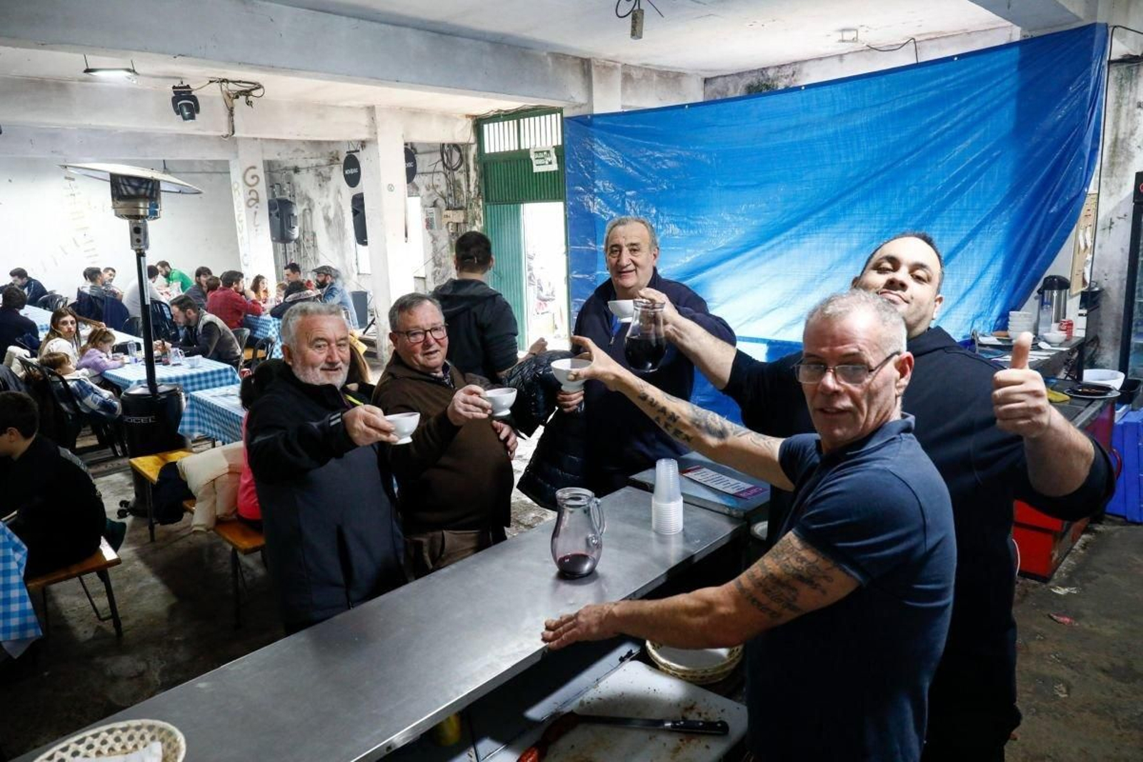 El ambiente festivo ya se vive desde hace días en los furanchos de Bembrive.