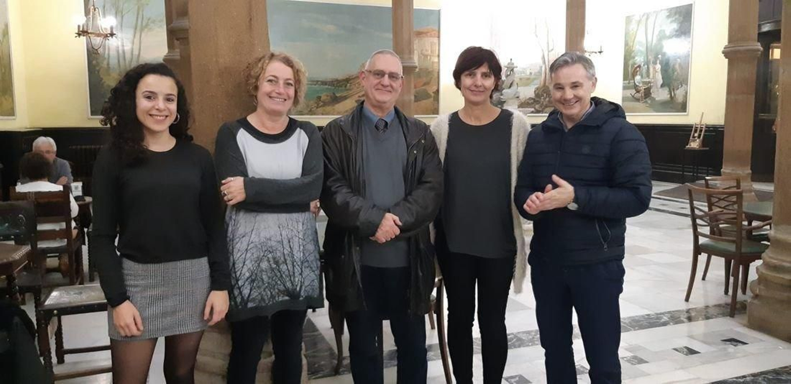 O xurado estivo composto por Andrea Fernández, María Fernández, Luis Martínez-Risco, Mónica Fernández e Mario González.