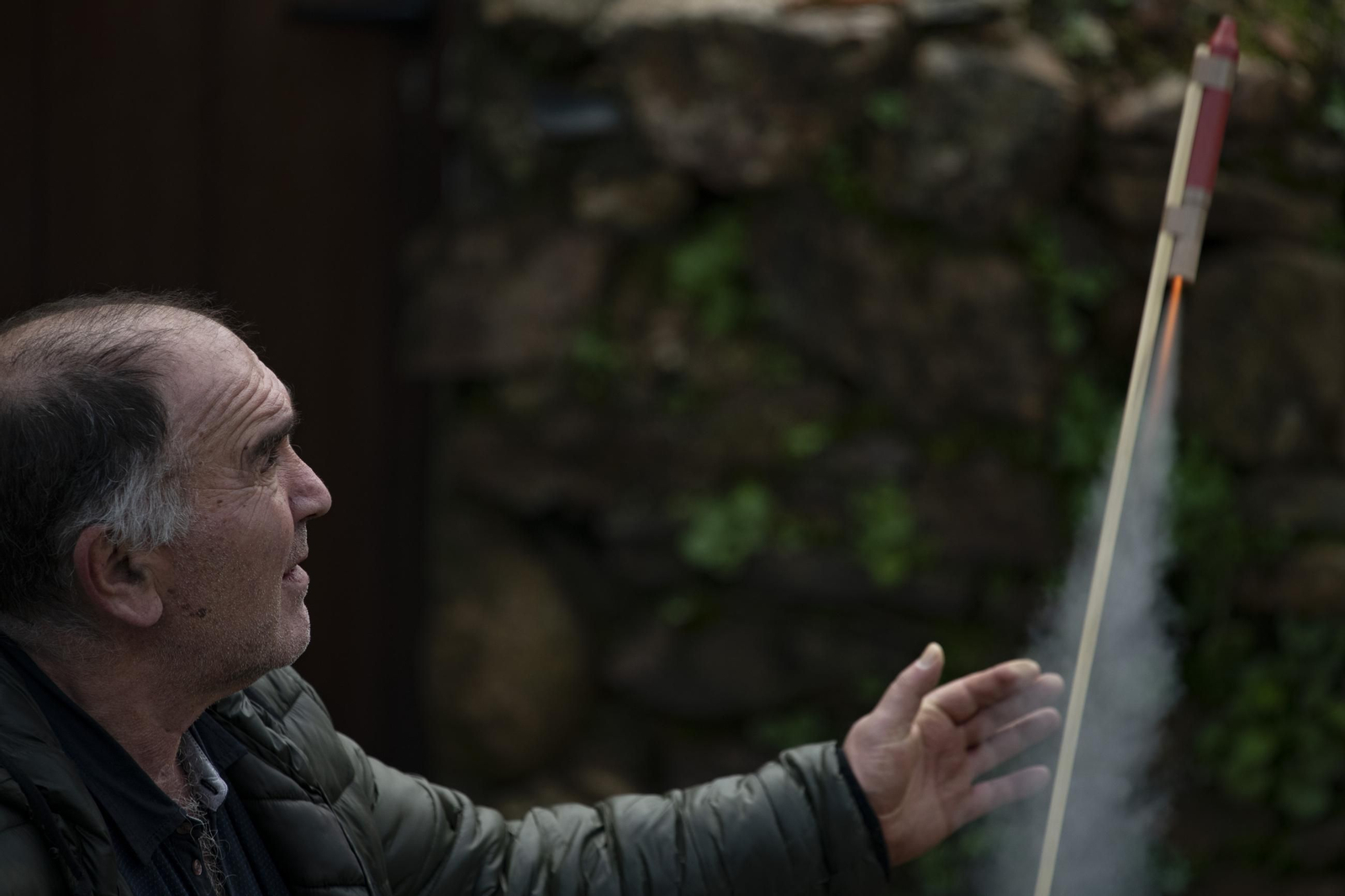 Galería | El meco Abalos recorrió As Teixugueiras, Cartelle