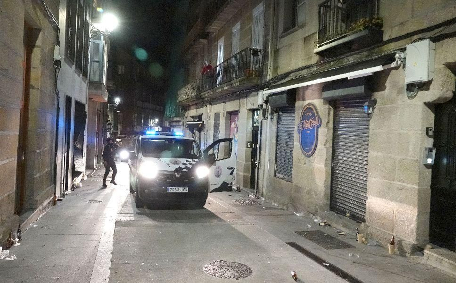 Primera noche sin estado de alarma en Vigo _ Vicente 16