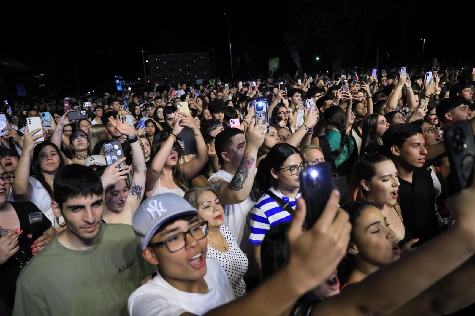 Galería | Justin Quiles puso a bailar a Ourense con sus grandes éxitos