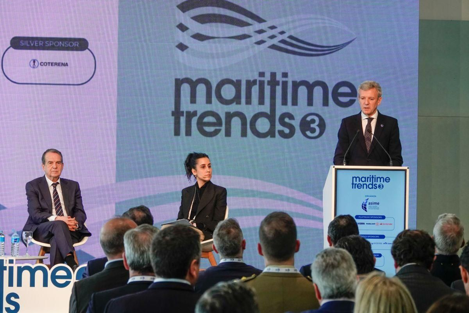 La clausura del congreso Maritime Trends Summit, ayer con Alfonso Rueda y Abel Caballero.