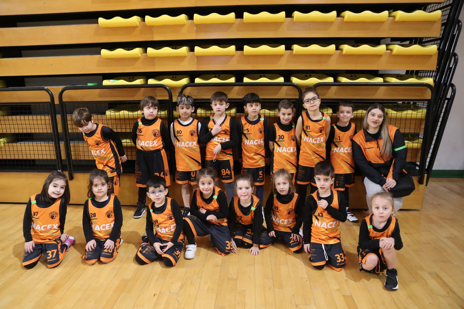 Galería | El futuro del básket se puso las zapatillas