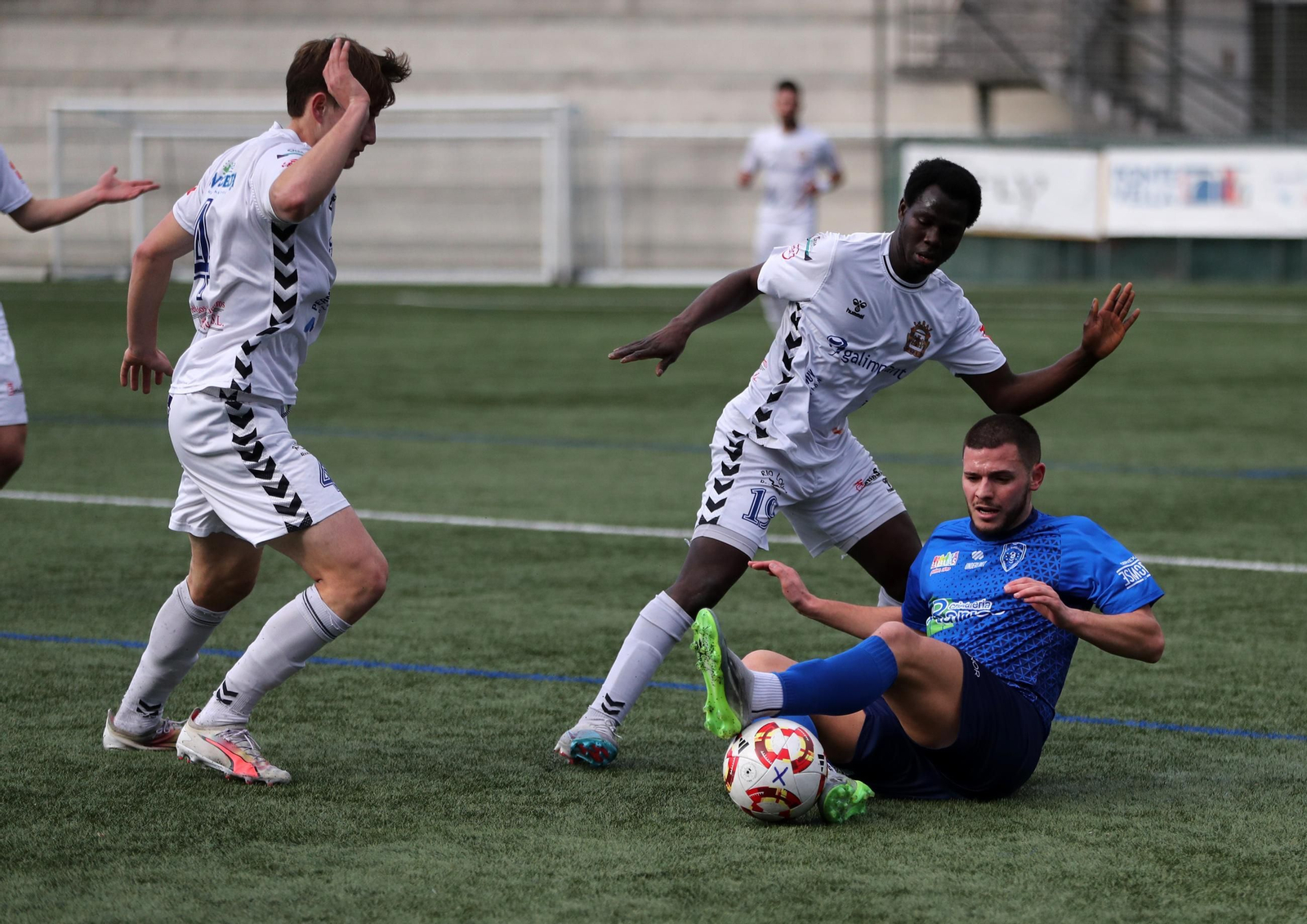 Galería | Empate entre Barbadás ante la Sarriana