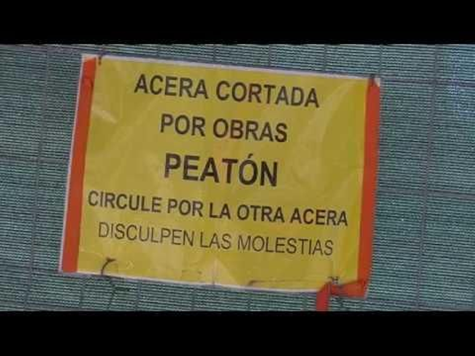 Protesta por la apertura de la residencia universitaria