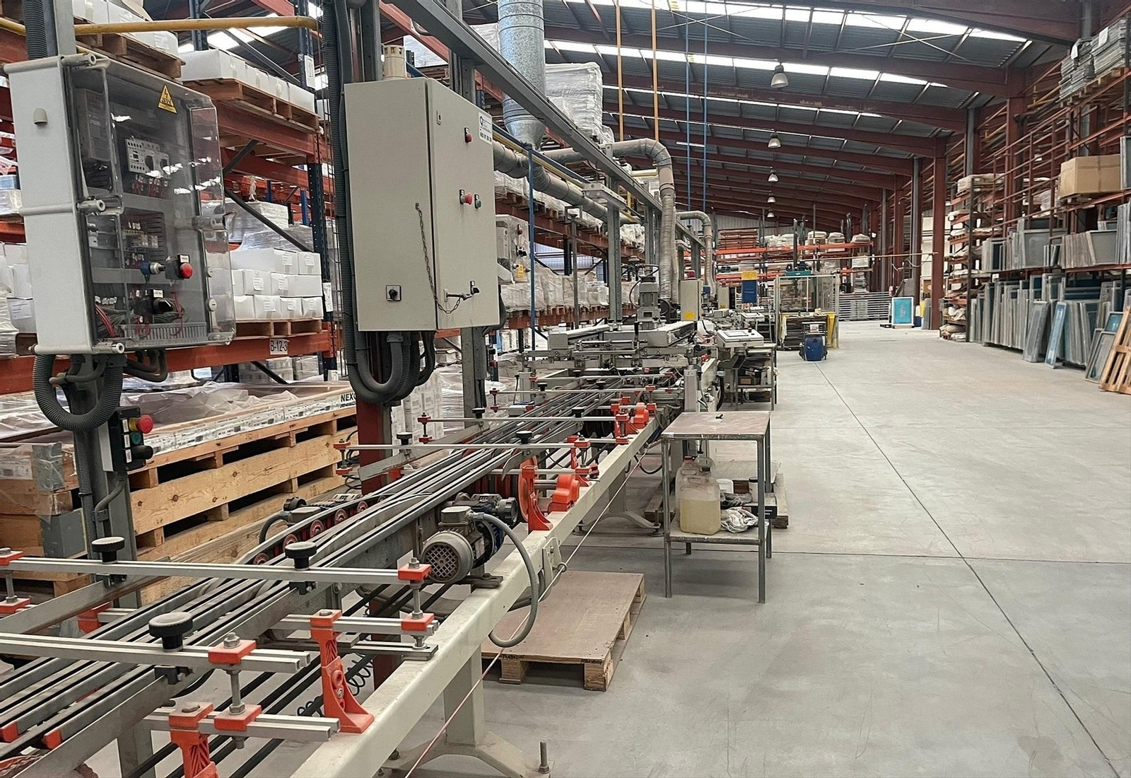 Una fábrica en España