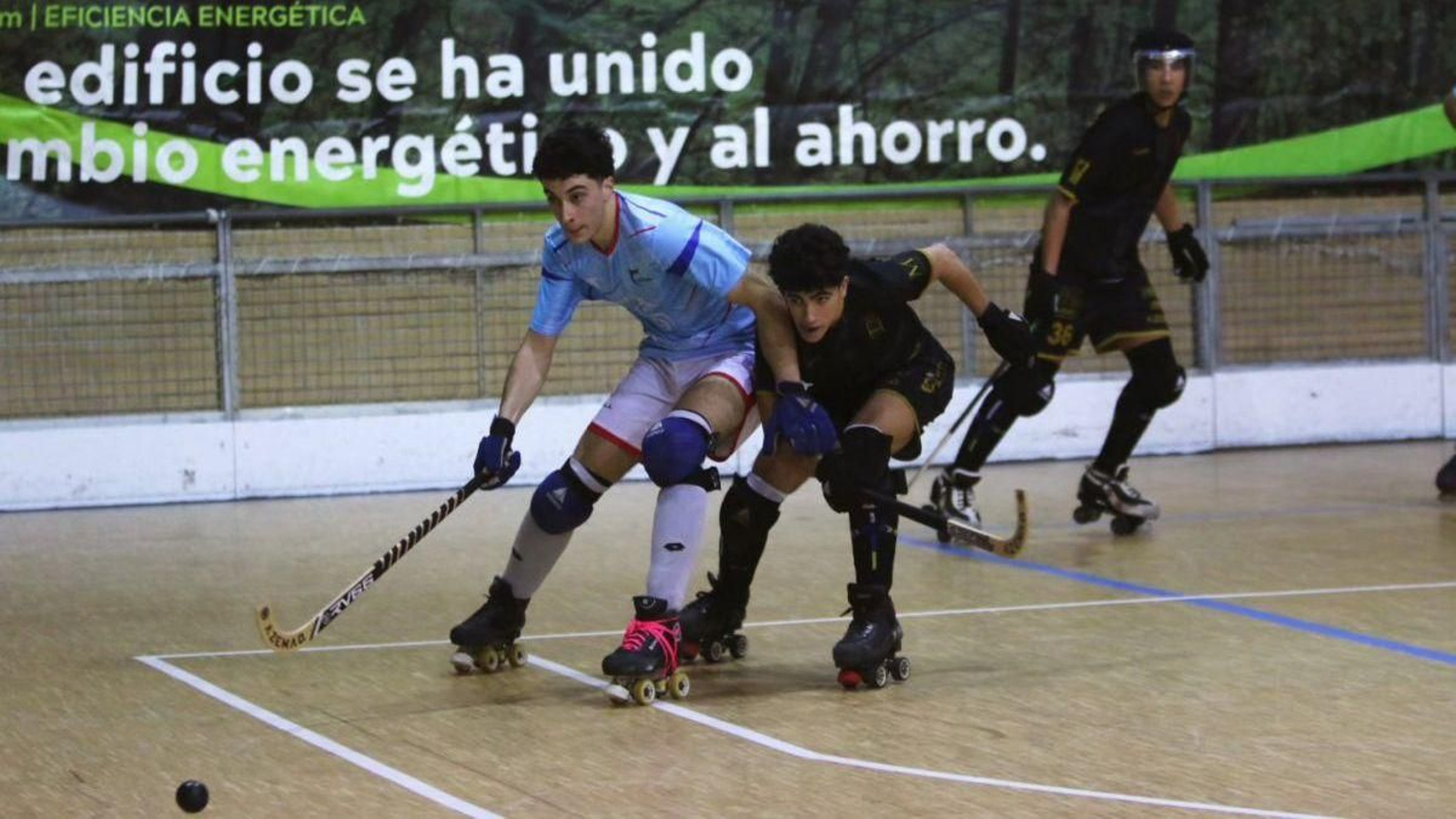 Pese a la derrota, el colectivo vigués continúa en la cuarta posición.