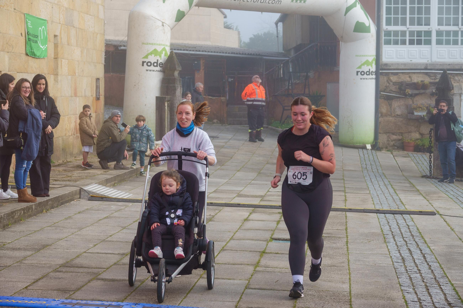 Galería | La carrera contra el cáncer 2026 de Mos reúne a casi 300 atletas