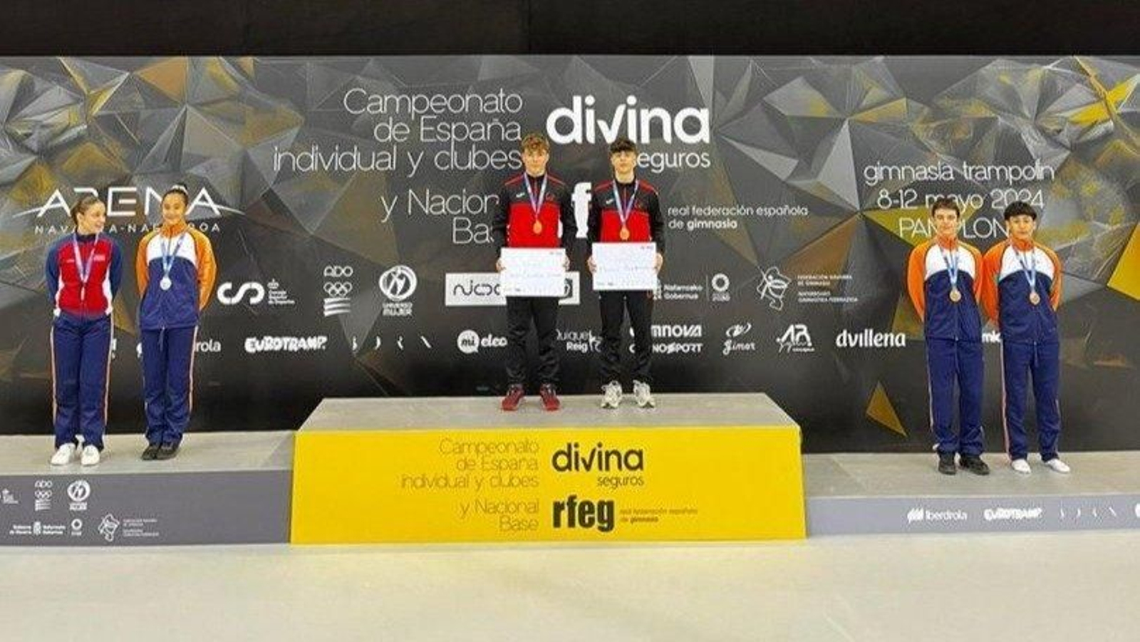 Daniel Imray y Mateo Carrasco, del Pavillón, oro en sincroniosmo.