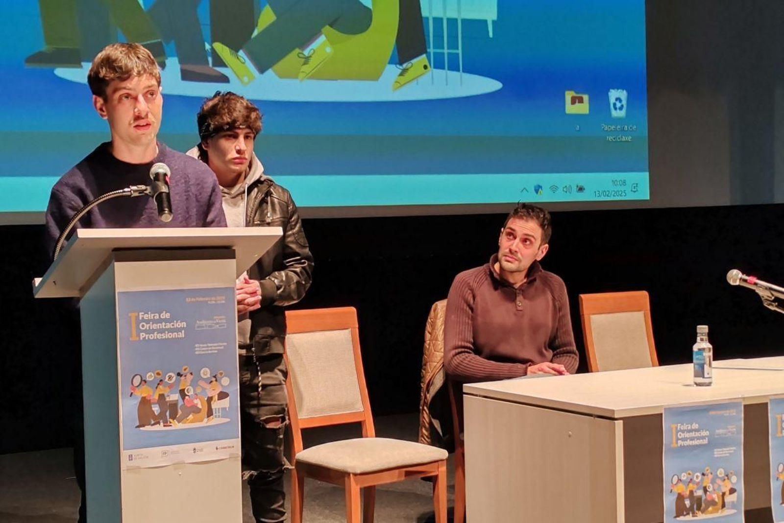 Alejandro Justo y Mikel Saldaña, del Ciclo Superior de Administración y Finanzas, compartieron este miércoles sus experiencias.